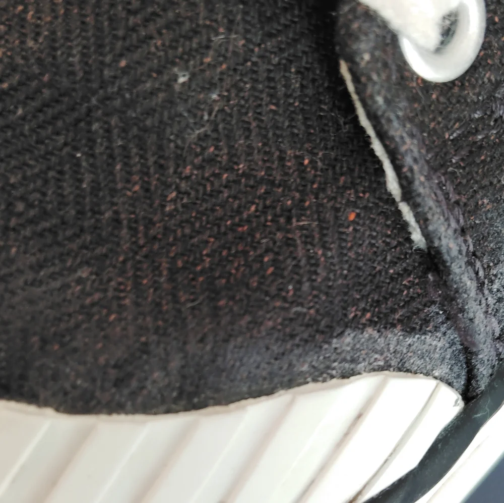 Keen Black Canvas Sneakers Sz 7 - Picture 10 of 11